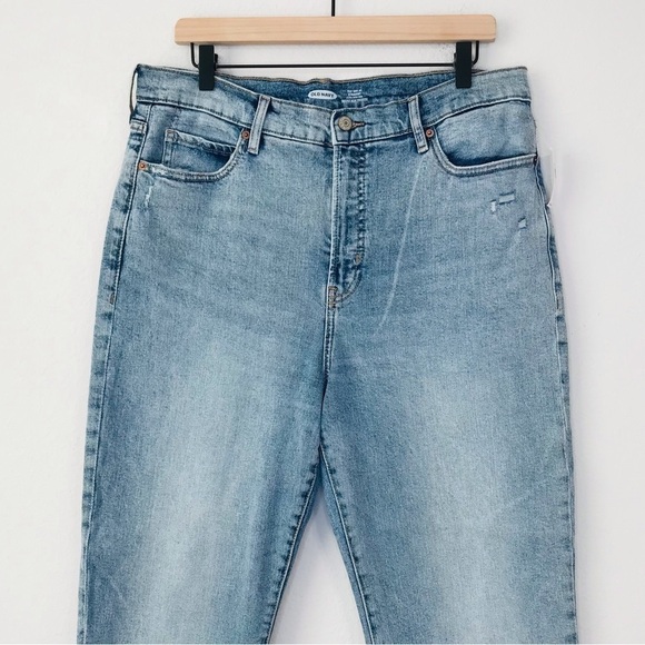 New! Old Navy Ski-Hi Straight Jeans - Picture 5 of 11